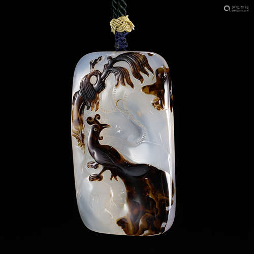 CHINESE AGATE PHOENIX PENDANT