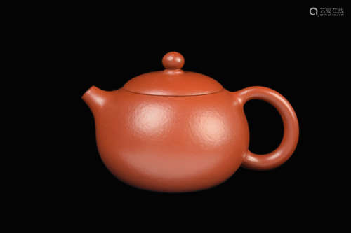 [Chinese] A Yixing Clay Teapot, marked 