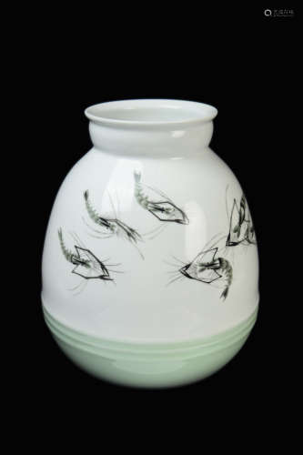 [Chinese] A Jingdezhen Porcelain Urn with Shrimp Ink Painting