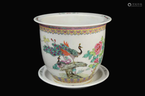 [Chinese] A Jingdezhen Famille Rose Porcelain Peacock Pattern Flower Pot