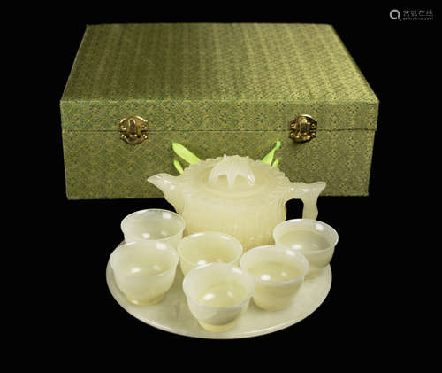 Chinese Jade Carved Tea Set (8 pcs)