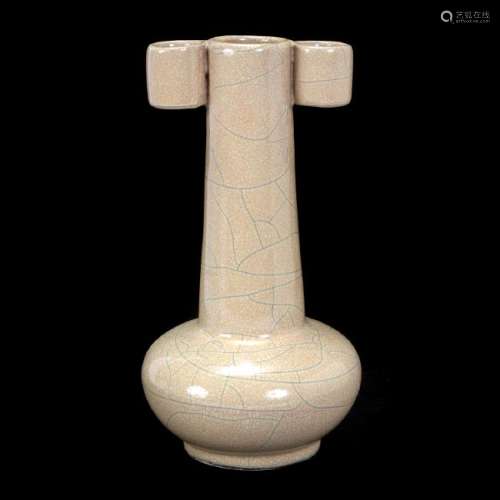 Chinese Tan Crackle Glazed Arrow Vase