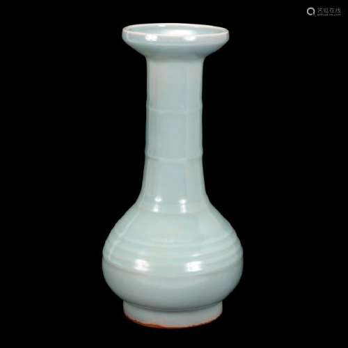 Chinese Longquan Celadon Stick Neck Vase