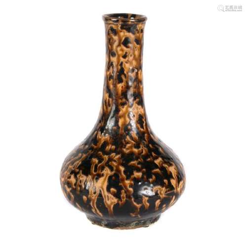 Chinese Jizhou Ã«Tortoise ShellÃ­ Bottle Vase