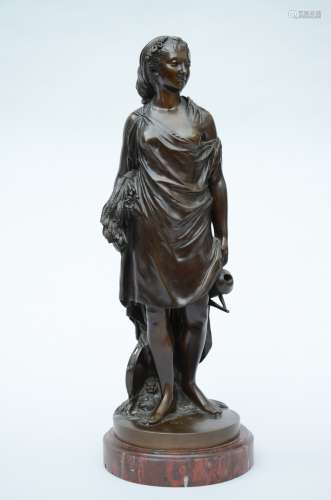 Houdon:  bronze statue 'farmer girl'
