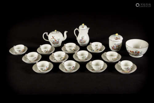 Coffee set in soft paste porcelain 'birds', 18th century Doornik