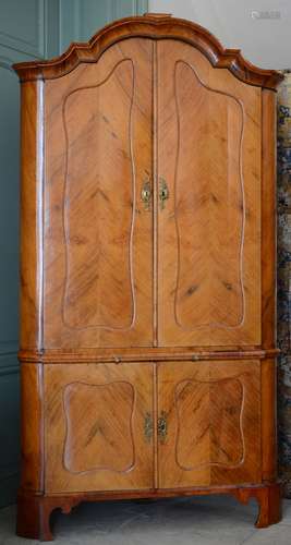 Louis XV corner cabinet, 18th century