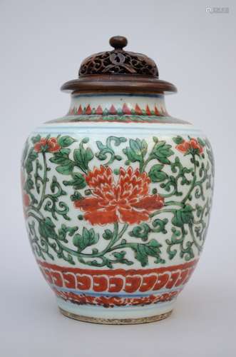 A Wucai vase in Chinese porcelain, Ming dynasty