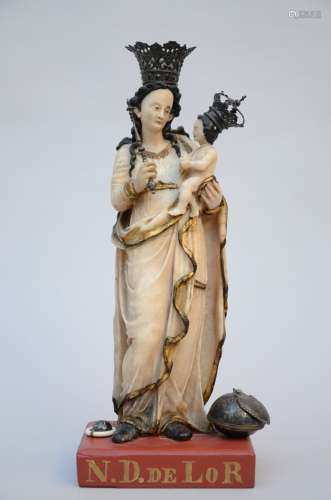 Antique madonna in alabaster