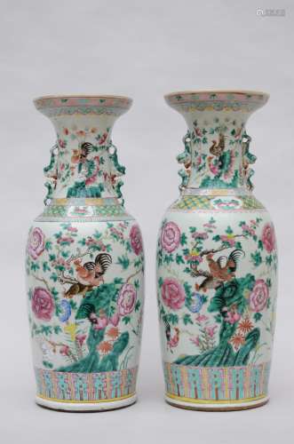 Assembled pair of vases in Chinese porcelain 'roosters'