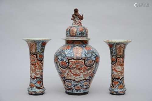 Three piece set in Japanese Imari porcelain