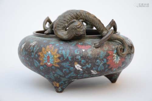 Chinese incense burner in cloisonné 'dragons'