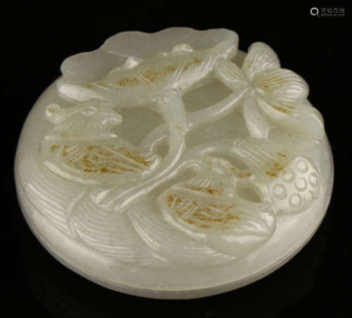 A HETIAN JADE CARVED LOTUS PATTERN ROUGE BOX