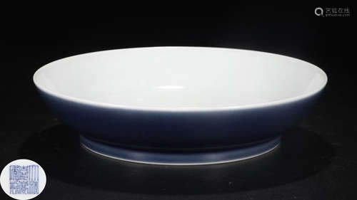 A BLUE GLAZE PLATE