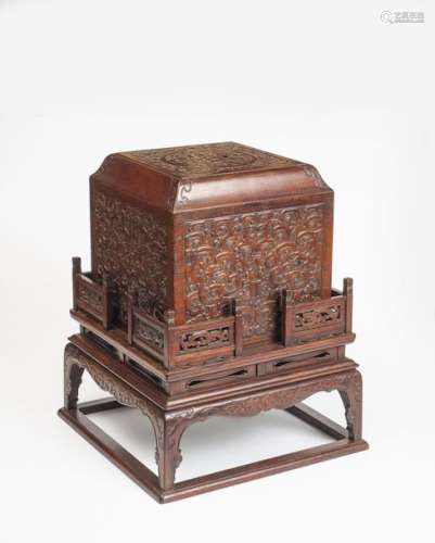 Boîte à sceau en bois huanghuali de forme…