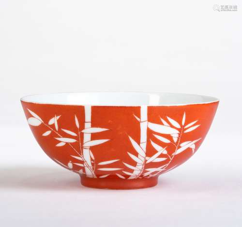 矾红留白竹纹碗
