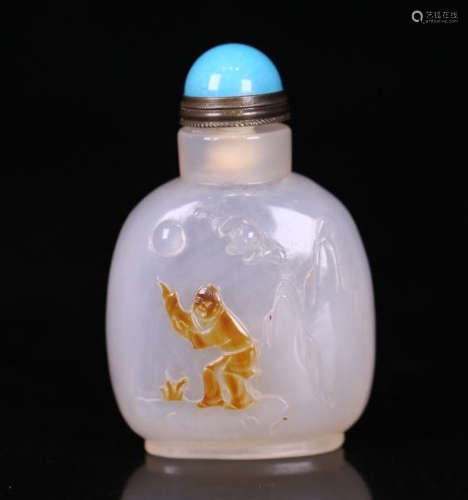 A CHARACTER STORY CARVED AGATE SNUFF BOTTLE