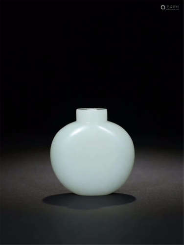 CHINESE WHITE JADE SNUFF BOTTLE