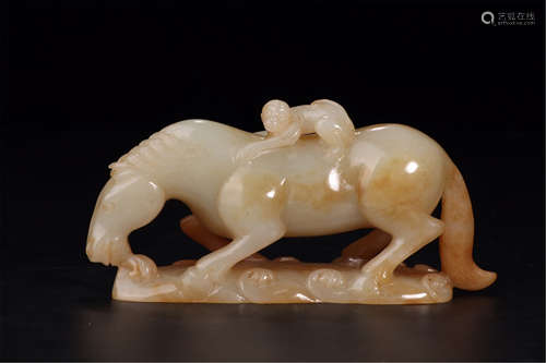 CHINESE SUGAR JADE HORSE TABLE ITEM