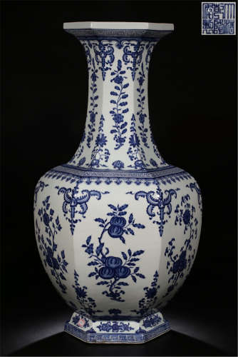 LARGE CHINESE PORCELAIN BLUE AND WHITE FLOWER HEXAGONAL VASE