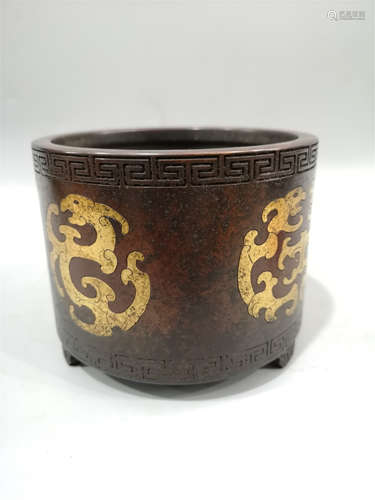 CHINESE GOLD PAINTED BRONZE ROUND CENSER