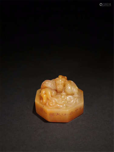 CHINESE TIANHUANG STONE BEAST SEAL