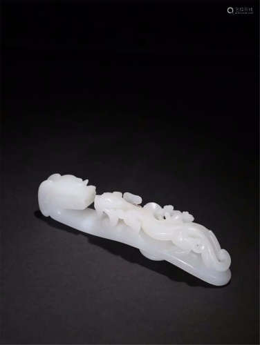 CHINESE WHITE JADE DRAGON BELT HOOK