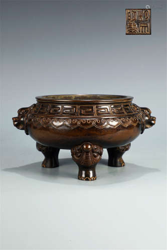 CHINESE BRONZE TRIPLE FEET LION HEAD HANDLE ROUND CENSER