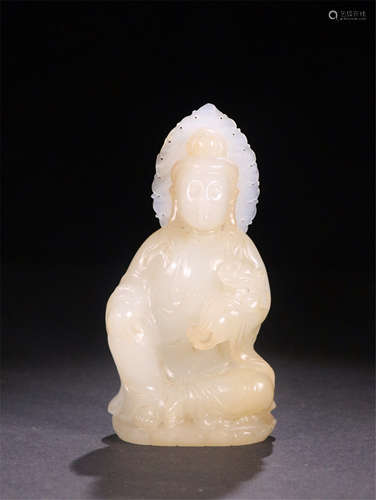 CHINESE JADE SEATED GUANYIN