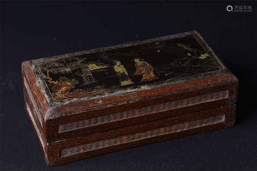 CHINESE GOLD PAINTED LACQUER BEAUTY BOX