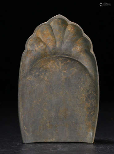 A STONE CARVED LOTUS SHAPED INK SLAB