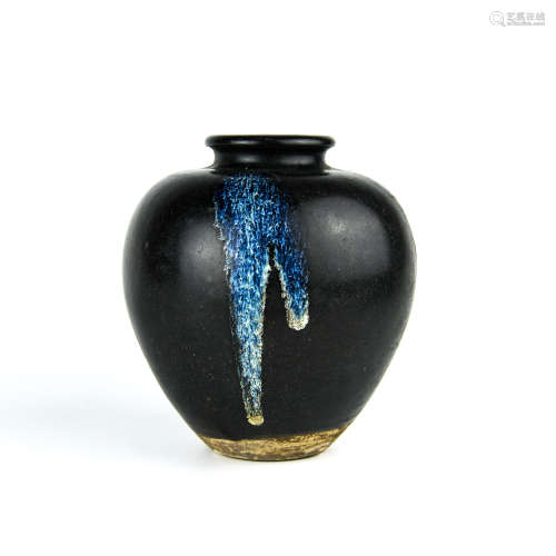 A Chinese Jizhou Porcelain Jar