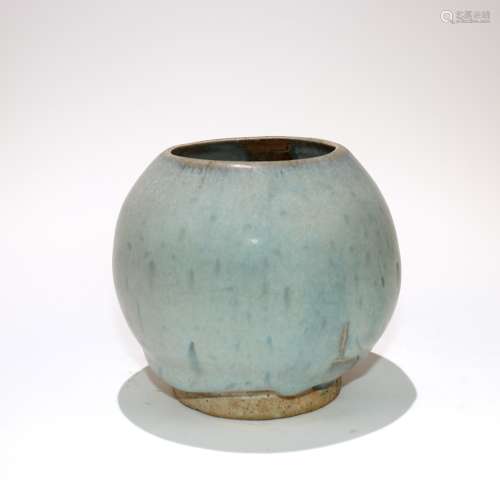 A Chinese Jun-Type Porcelain Jar