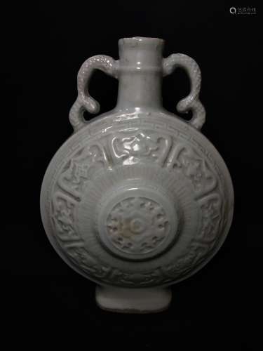 A Chinese Celadon Porcelain Moon Flask Vase