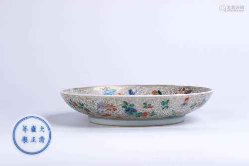 A Chinese Famille-Rose Porcelain Plate