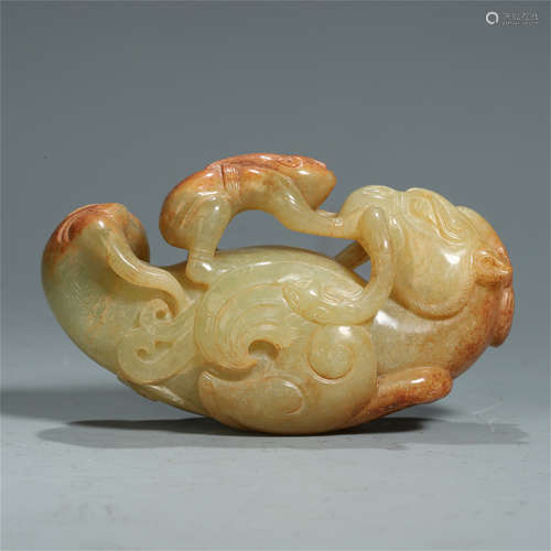 CHINESE ANCIENT JADE THREE RAM TABLE ITEM