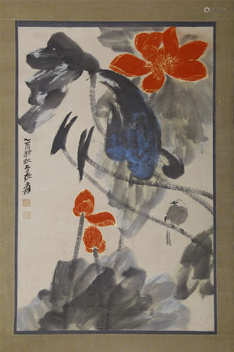 CHINESE SCROLL PAINTING OF BIRD AND LOTUS