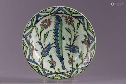 An Iznik pottery dish
