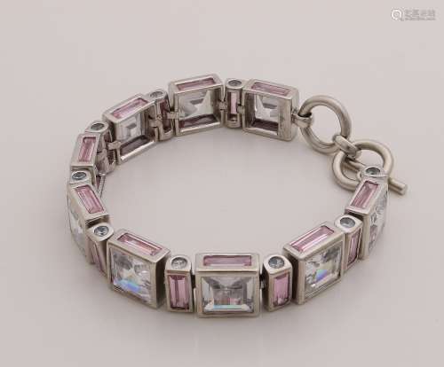 Zilveren armband met zirconia's