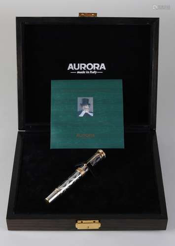 Aurora pen, Guiseppe Verdie La Royale