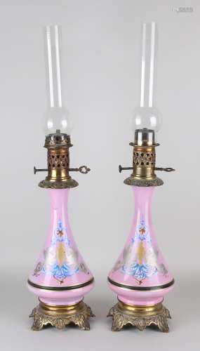 2x Antieke petroleumlampen, 1900