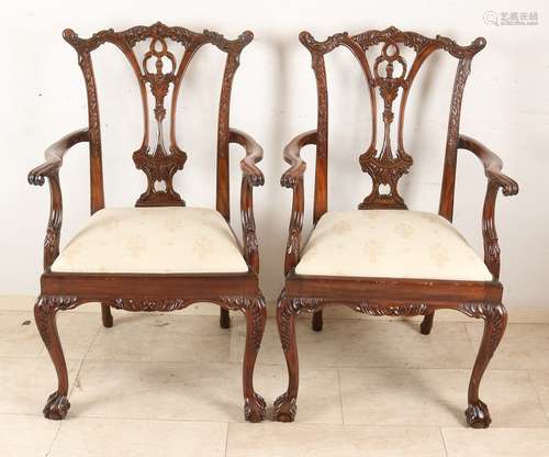 2x Chippendale stoelen