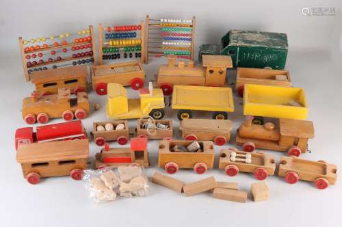 Doos houten speelgoed