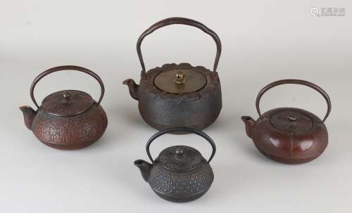 4x Antieke Chinese waterketels, 1900