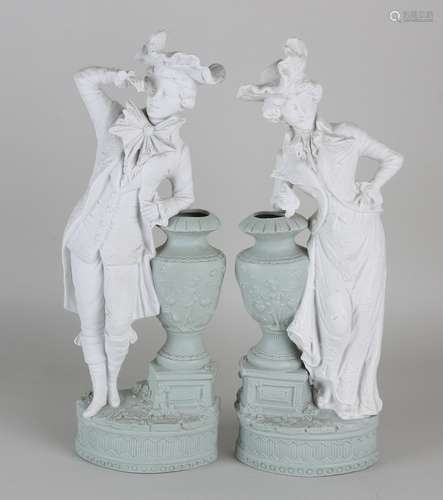 2x Antieke Bisquit figuren, 1900