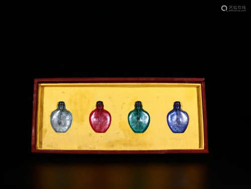 SET OF GLASSWARE SNUFF BOTTLES WITH POETRY