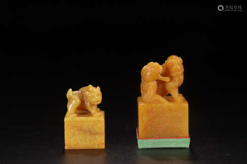 TWO PIECES TIANHUANG STONE BEAST SHAPED SEALS