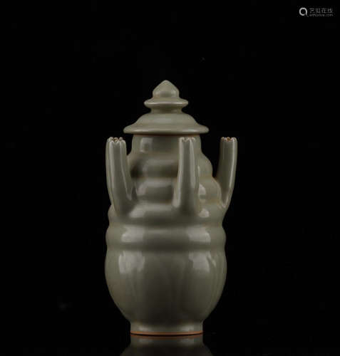 A LONGQUAN YAO CENSER