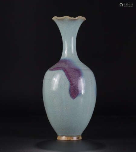 A JUN YAO FLORAL MOUTH VASE WITH PURPLE COLORATION ON BODY