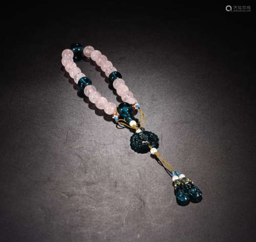 A ROSE  CRYSTAL 18 BEANS ROSARY